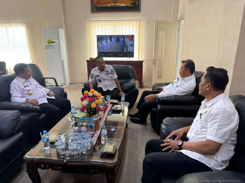 Perkuat Akses Layanan Hukum, Kanwil Kemenkum Jambi dan Pemkab Kerinci Jalin Sinergi Pembentukan Posbankum