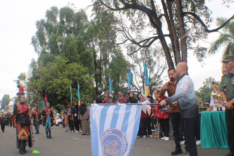 Street Parade Drumband Tandai Kemeriahan HUT Kabupaten Bungo ke-60
