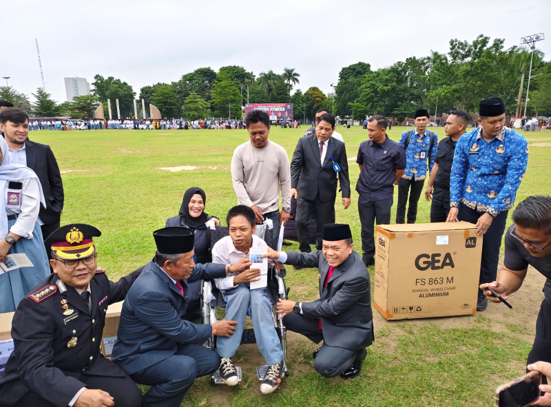 Dumisake Pendidikan ! Pemprov Jambi Bantu SPP 340 Siswa Sekolah Swasta Kurang Mampu di Kota Jambi