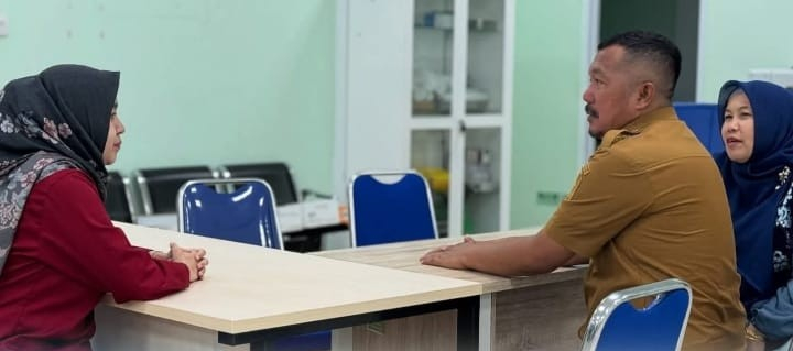Bupati Monadi Minta 2 RSUD Terus Tingkatkan Pelayanan 