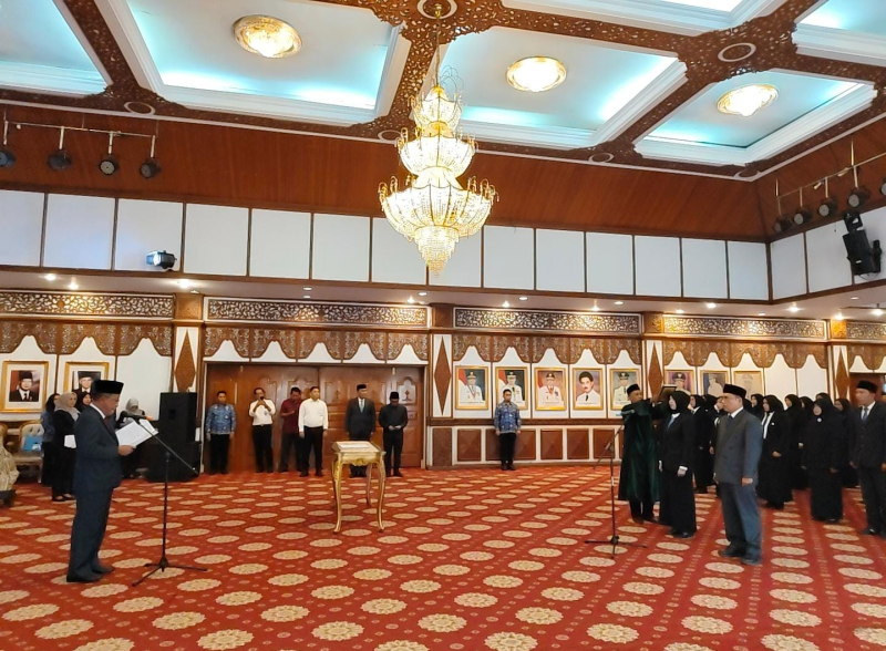BREAKING NEWS ! Wagub Abdullah Sani Lantik 49 Pejabat Eselon II, III, IV dan Fungsional Pemprov Jambi