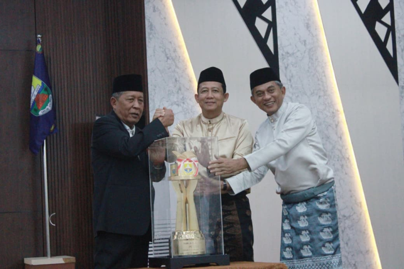 Wagub Sani Lantik Dewan Hakim MTQ Ke-54 Tingkat Provinsi Jambi