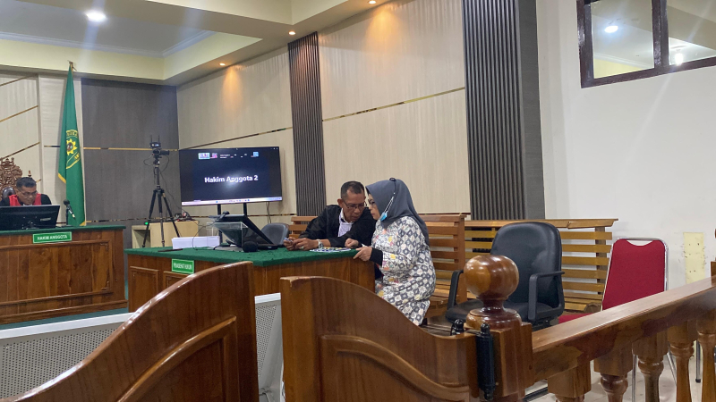 Kasus Suap RAPBD Provinsi Jambi, Suliyanti Dituntut 4 Tahun Penjara