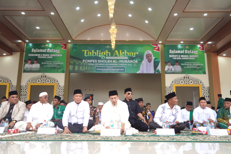 Danrem 042/Gapu Hadiri Tabligh Akbar Bersama Habib Luthfi: Kokohkan Persatuan, Teguhkan Nilai Kebangsaan
