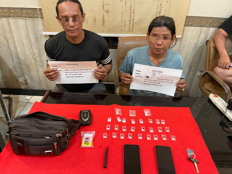 Dua Pria Ditangkap di Kos, Polisi Sita Puluhan Paket Sabu Siap Edar