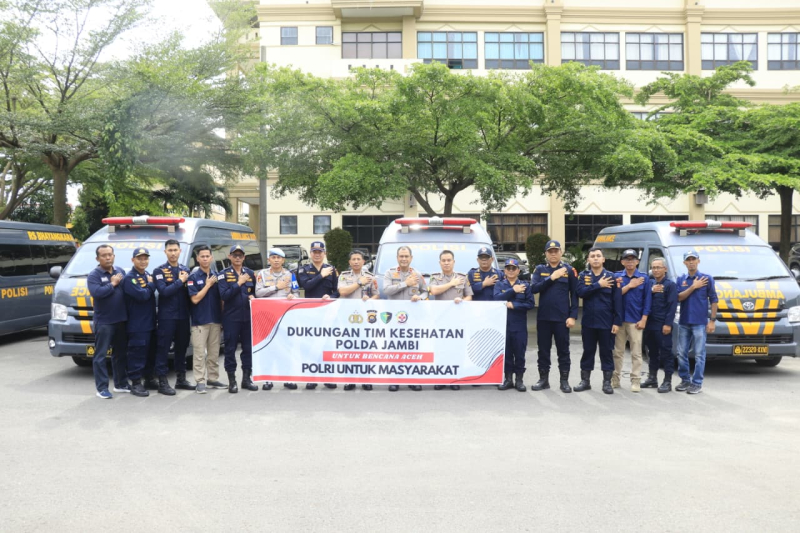Biddokkes Polda Jambi Diberangkatkan ke Aceh untuk Membantu Penanganan Korban Bencana