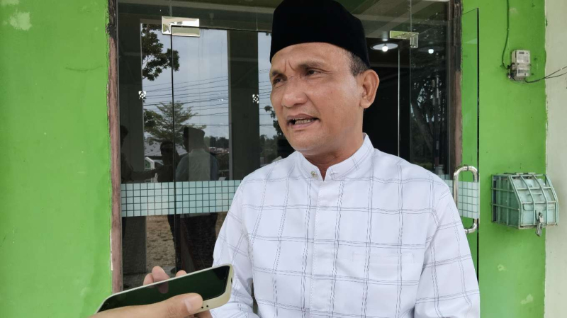 Bupati Sarolangun H. Hurmin.