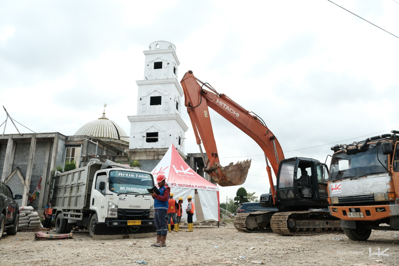 Pulihkan Konektivitas Pascabanjir, Hutama Karya Kerahkan Alat Berat dan Siapkan 120 Huntara di Aceh Tamiang