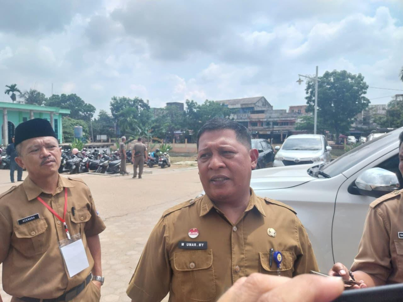 Pelaksana Tugas (Plt) Kepala Dinas Pendidikan Umar enyayangkan.