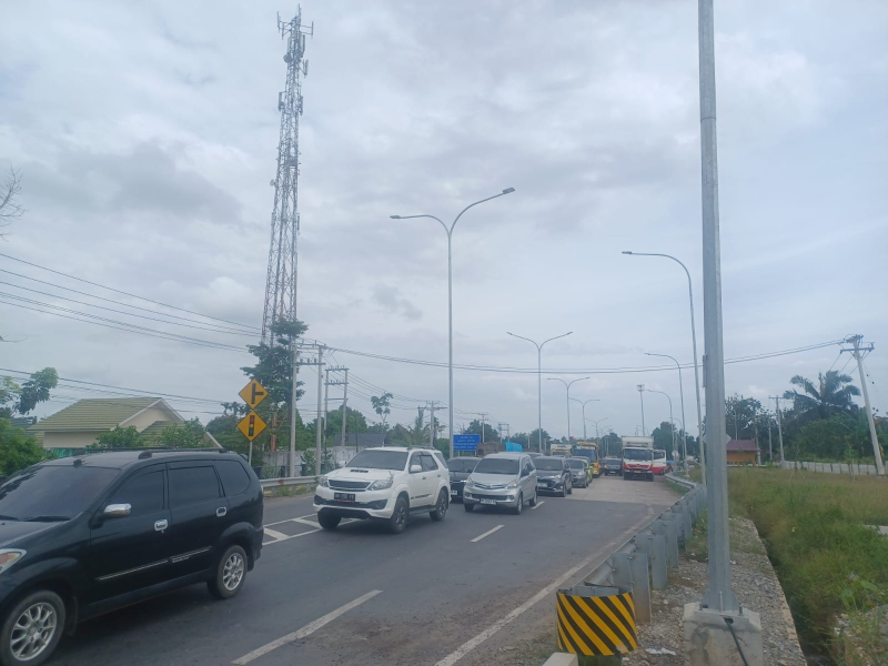 Ribuan Suporter Padati Stadion Jambi Swarna Bhumi, Final Merangin vs Kota Jambi Picu Kemacetan