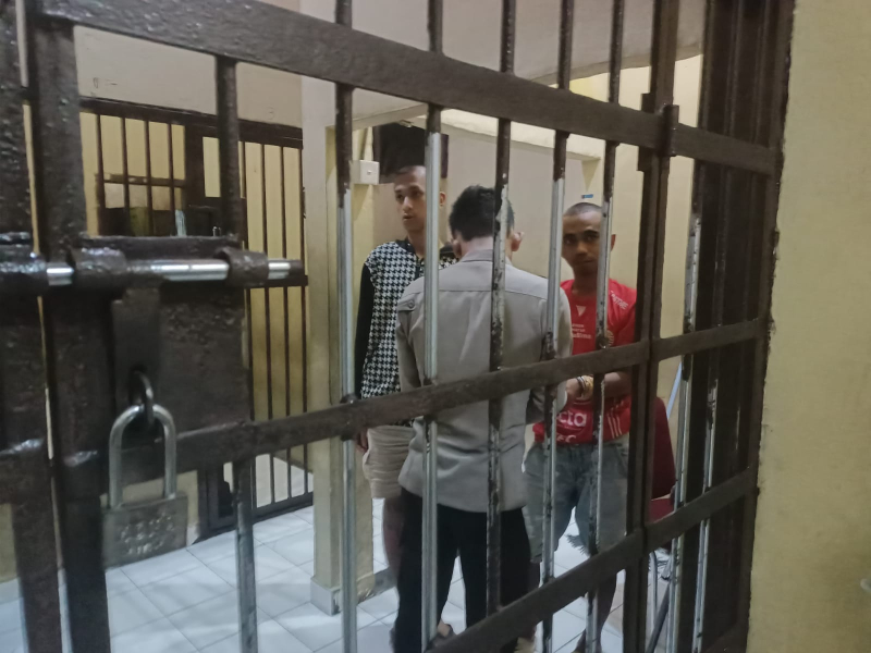 Tiga Tahanan Mapolsek Maro Sebo Kabur, Dua Dibekuk di Palembang