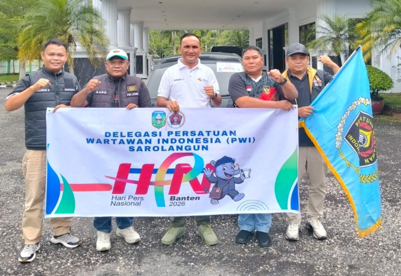 Lepas Delegasi PWI Sarolangun ke HPN Banten,Bupati Hurmin Pesan Jaga Nama Baik Daerah