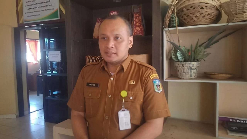 Imron, Sekretaris Dinas Koperindag Sarolangun.