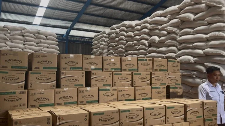 Stok beras di Gudang Bulog Kota Sungai Penuh.
