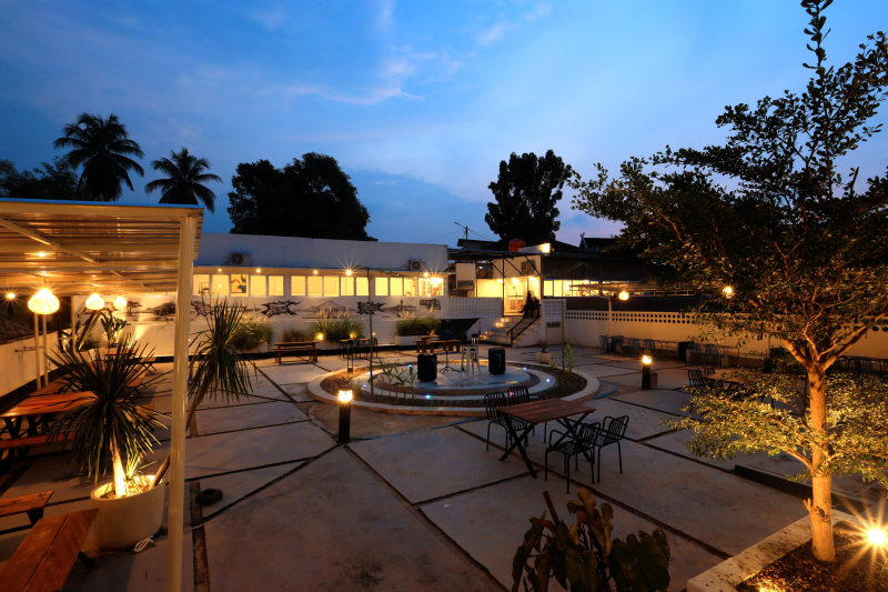 Senyala Space, Rekomendasi Kuliner Buka Puasa Cozy di Kota Jambi

 