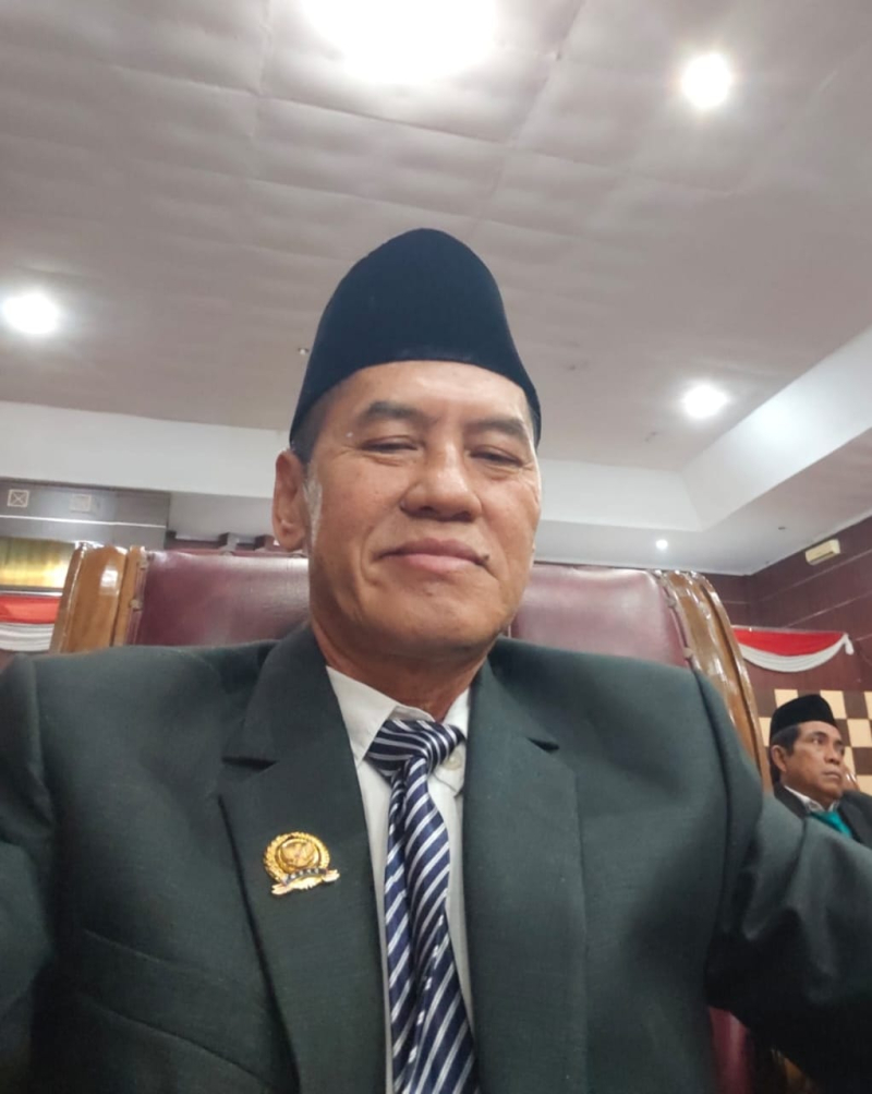 Yuzep Herman,.S.Pd.I, Ketua Komisi I DPRD Tebo