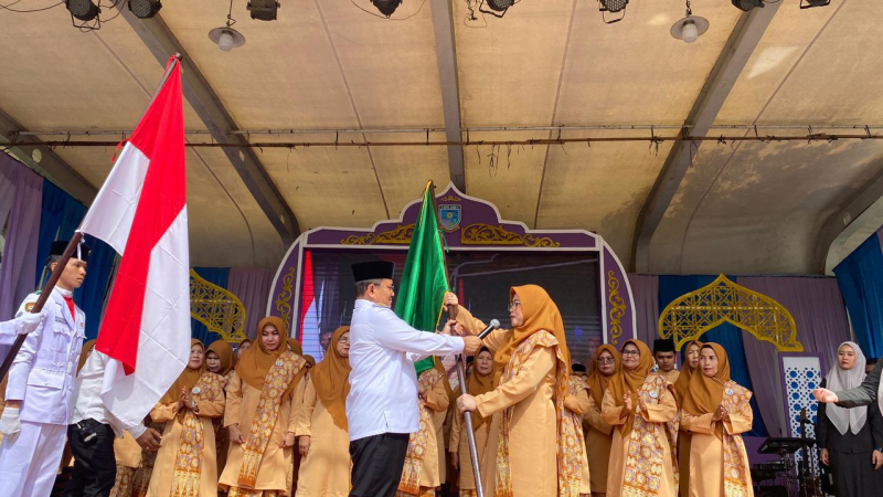 Ratusan Warga Ikuti Tabligh Akbar, Pemkot Jambi Resmi Luncurkan Program Bahagia Bersalawat