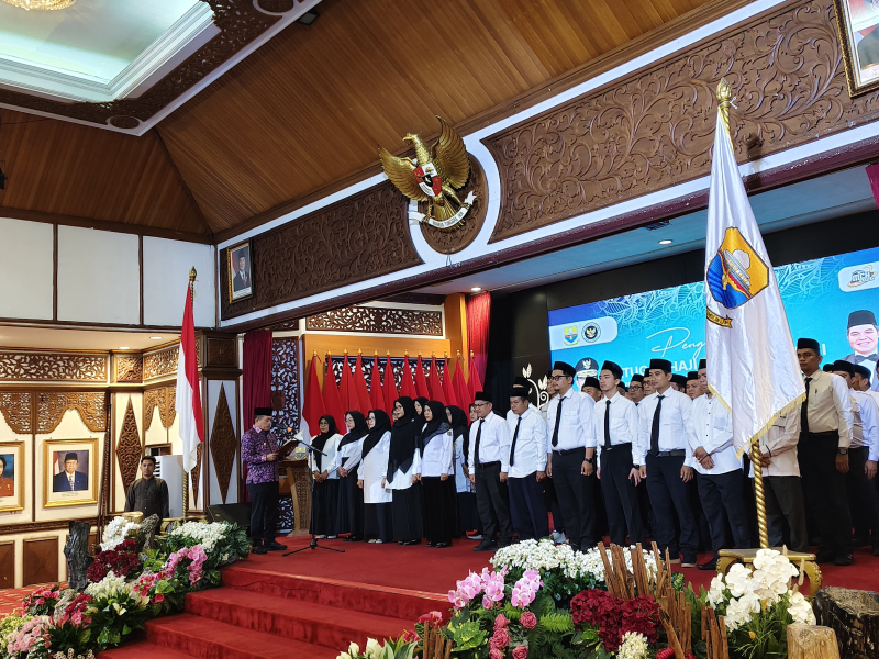 Gubernur Al Haris Kukuhkan 62 Petugas Haji, Dukungan Anggaran Pemprov Jambi Tertinggi se-Indonesia