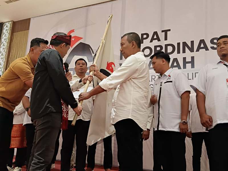 Pengurus PSI Jambi Resmi Dilantik, Romi Hariyanto Targetkan Kursi DPR RI