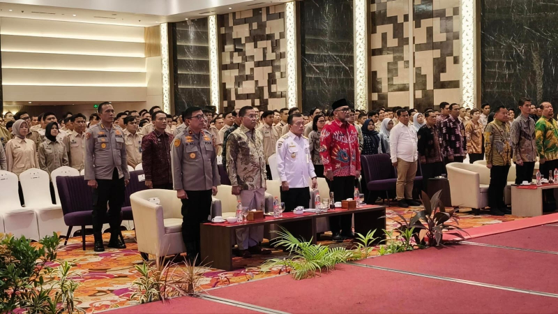 Gubernur Al Haris Apresiasi Program MBG : Tak Hanya Entaskan Stunting, Tapi Dongkrak Ekonomi Petani Jambi